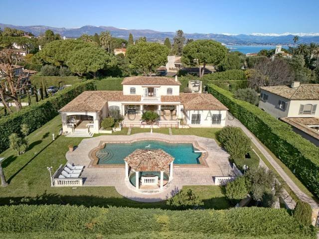 Villa à Les Bastides, Antibes, France 2 - 18008541
