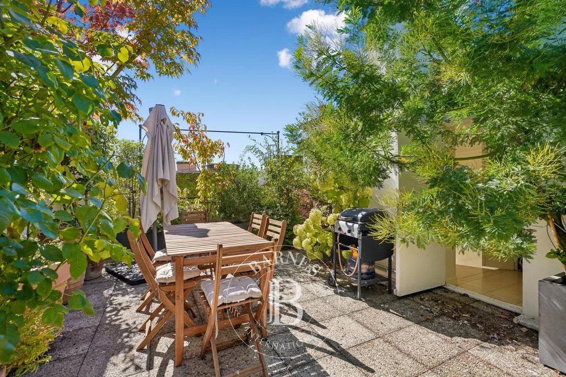 Apartment in Muette Sud, Paris 16e Arrondissement, Paris 3 - 17390126