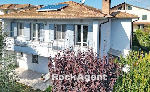Villa in Marina di Cecina, Cecina, Tuscany 1