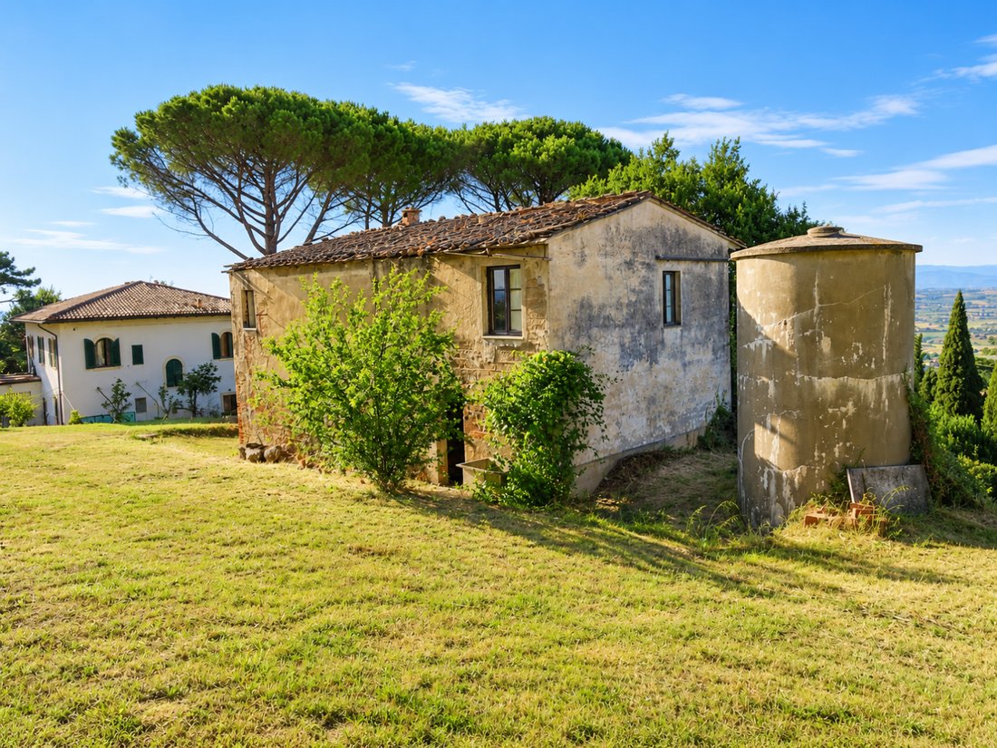 Villa in San Miniato, Tuscany, Italy 2 - 11794743