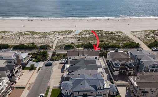 Townhouse in Sea Isle City, New Jersey, United States 1