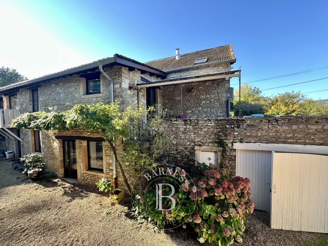 House in Verzé, Bourgogne – Franche-Comté, France 2 - 18917715