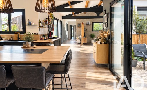 House in Dompierre-sur-Mer, Nouvelle-Aquitaine, France 1