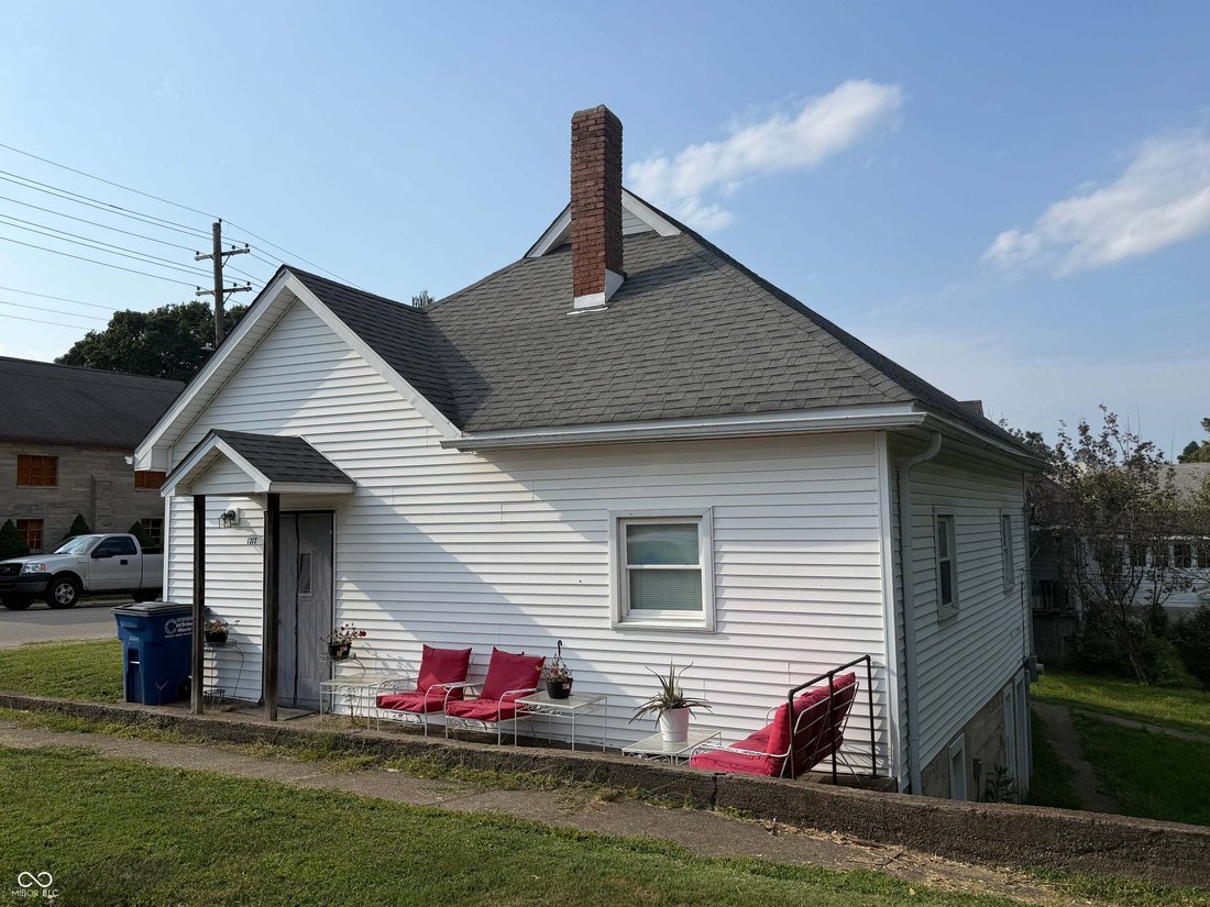 House in Bedford, Indiana, United States 4 - 18908765