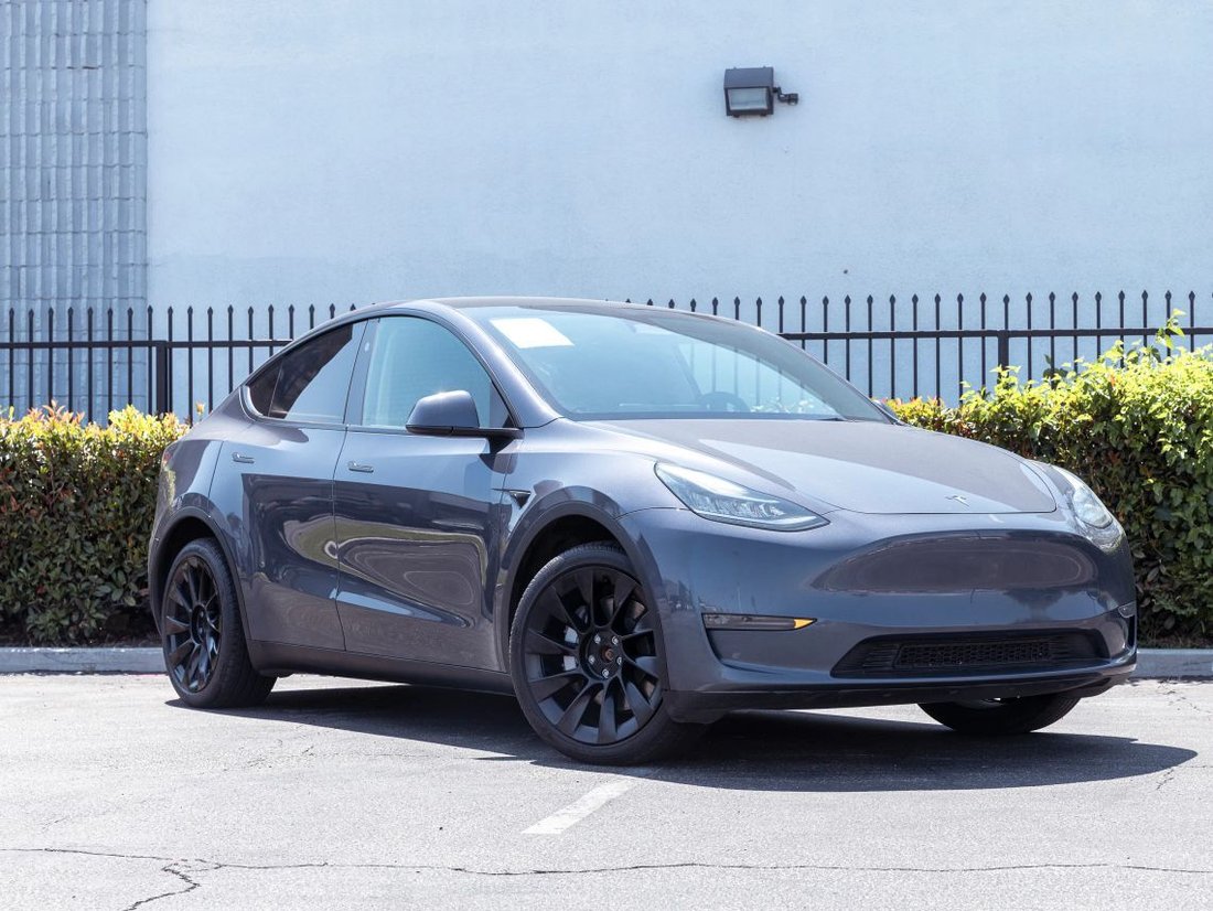 Suv in Azusa, CA, United States 4 - 18918062