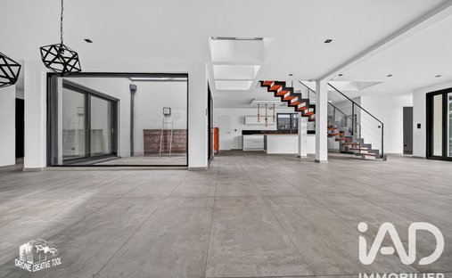 House in Chailly-les-Ennery, Grand Est, France 1