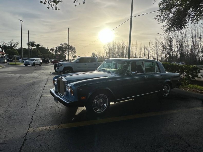 Sedan in Glendale, United States 3 - 18913508
