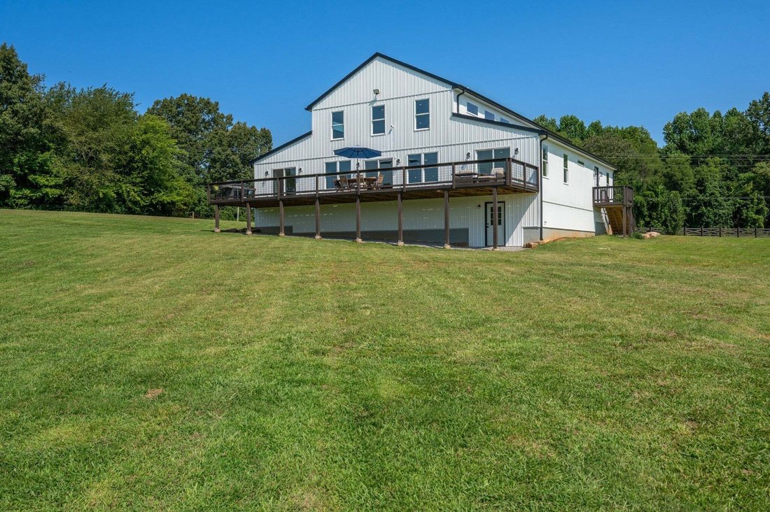 House in McMinnville, Tennessee, United States 2 - 18909209