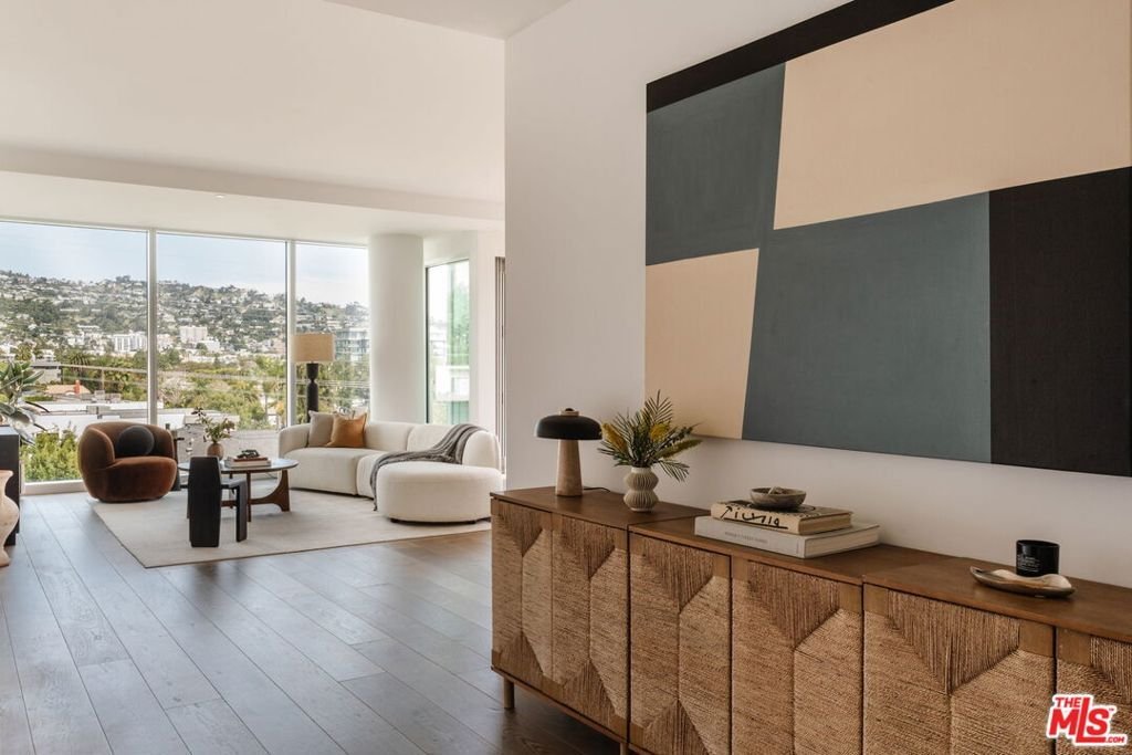 Condo in West Hollywood, California, United States 3 - 18908866
