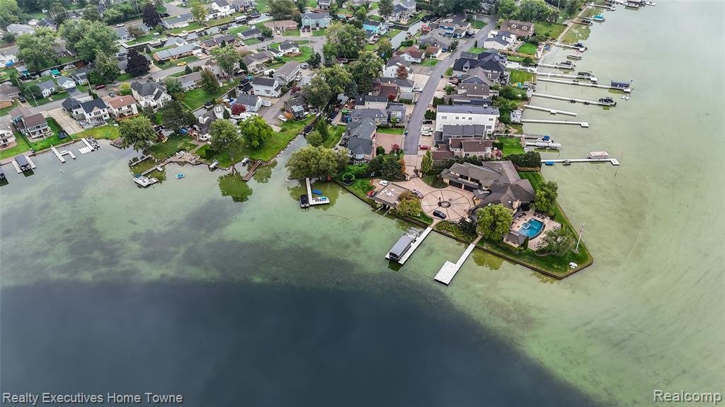 House in Keego Harbor, Michigan, United States 5 - 18906534
