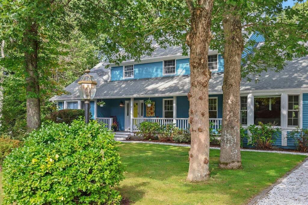 House in Bourne, Massachusetts, United States 1 - 18915301