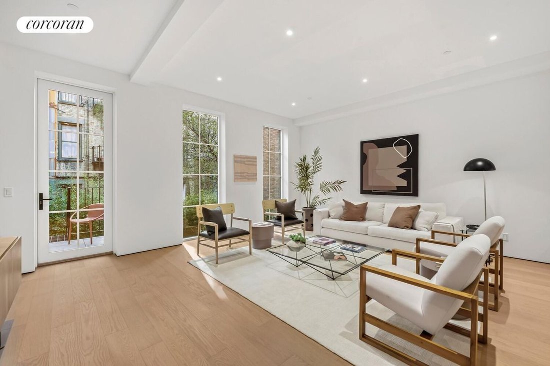 Condo in New York, New York, United States 3 - 18604896