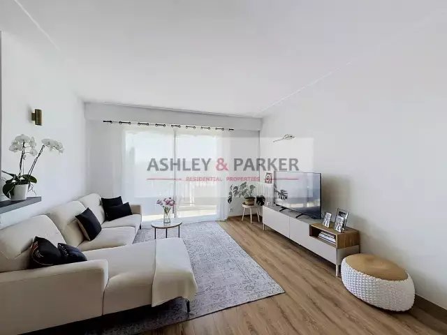 Wohnung in Nizza, Provence-Alpes-Côte d'Azur, Frankreich 1 - 18574812