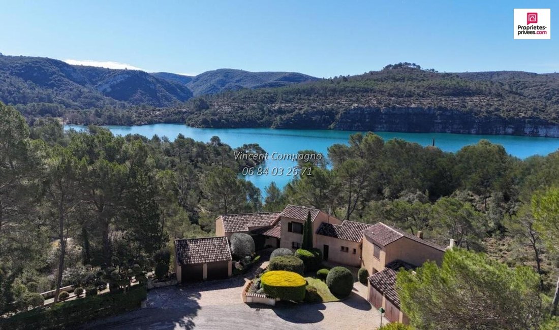 Villa in Esparron-de-Verdon, Provence-Alpes-Côte d'Azur, France 1 - 18024211