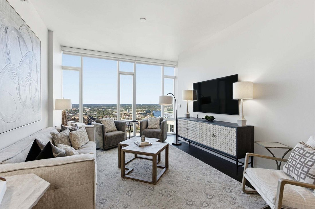 Condo in Nashville, Tennessee, United States 1 - 18909327