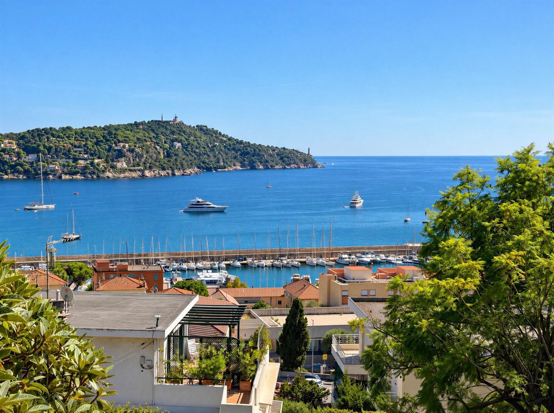 House in Le Port, Villefranche-sur-Mer, France 1 - 18919876