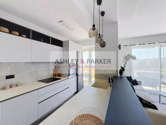 Wohnung in Nizza, Provence-Alpes-Côte d'Azur, Frankreich 5 - 18574812