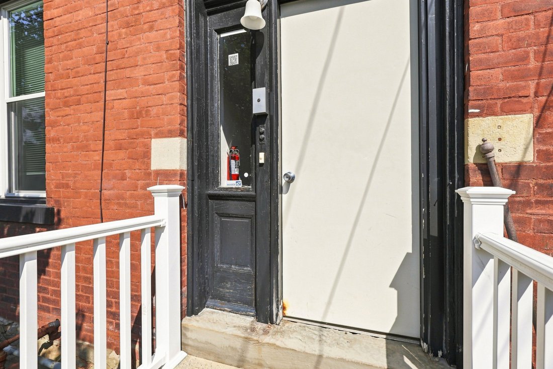 Apartment in Pittsburgh, Pennsylvania, United States 2 - 18905151