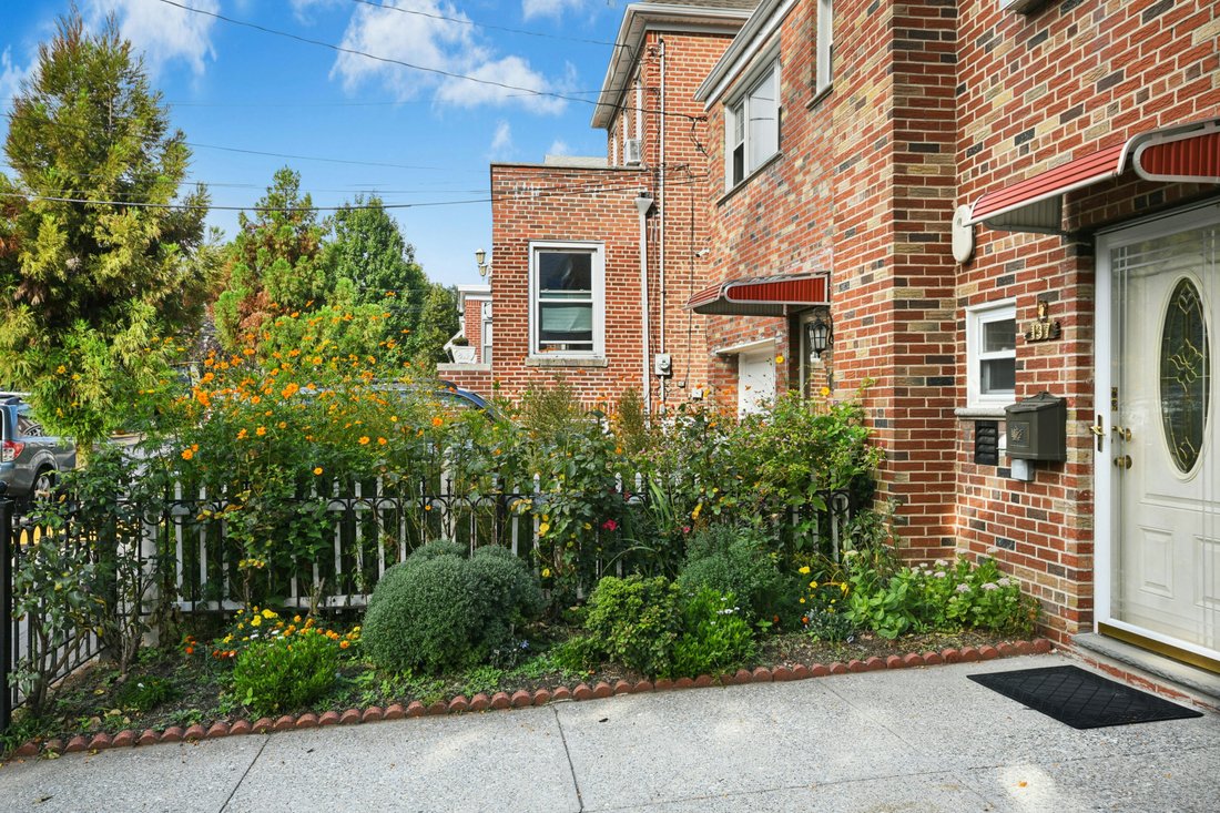 House in New York, New York, United States 2 - 18913594