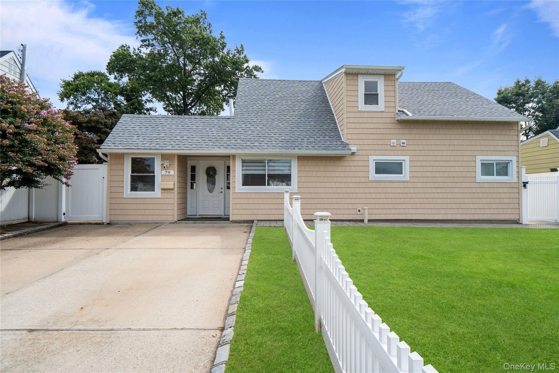 House in Levittown, New York, United States 2 - 18910558