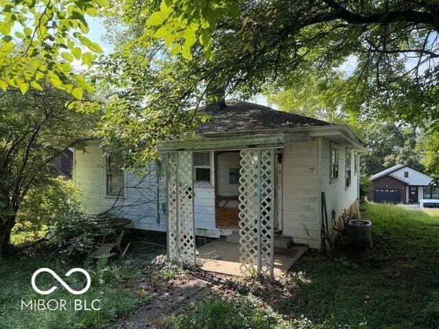 Casa a Bedford, Indiana, Stati Uniti 1 - 18908892