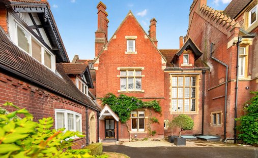 House in Lent Rise, Burnham, England 1