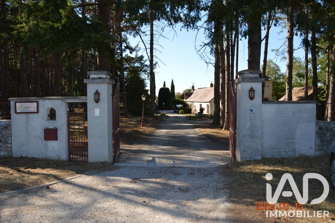 House in Saint-Georges-sur-Cher, Centre-Val de Loire, France 1 - 18916347