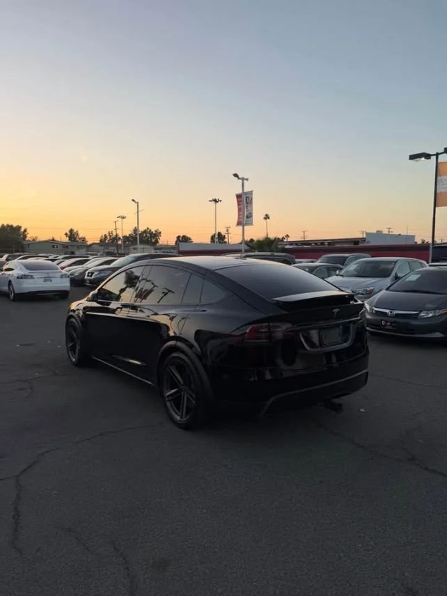 Suv in Costa Mesa, CA, United States 4 - 18921137