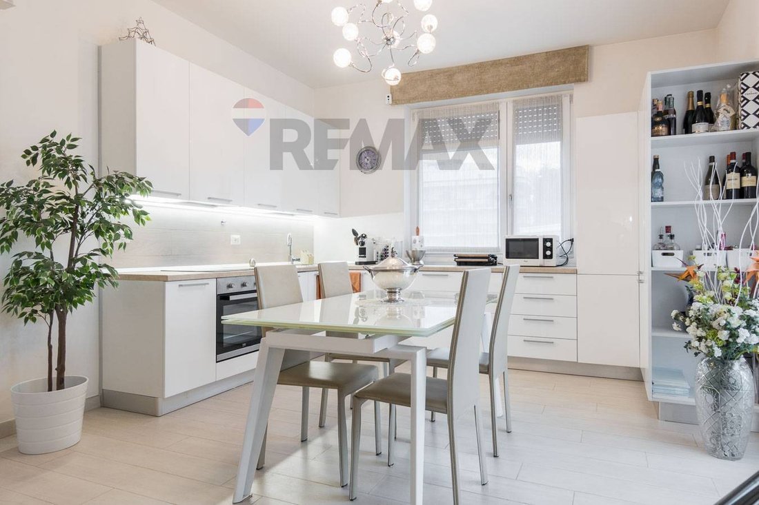 Apartment in Romagna, Milan, Italy 2 - 18912112