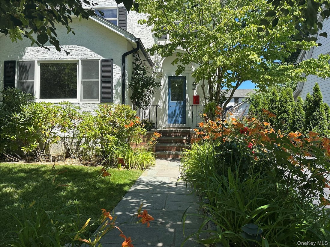 House in Port Washington, New York, United States 1 - 18604943