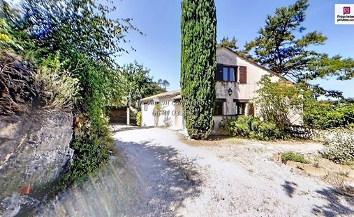 Villa in Esparron-de-Verdon, Provence-Alpes-Côte d'Azur, Frankreich 1