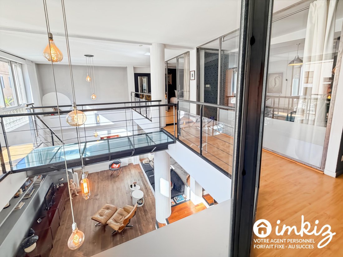 Apartment in Saint Lambert, 7e Arrondissement, Marseille 3 - 18915265