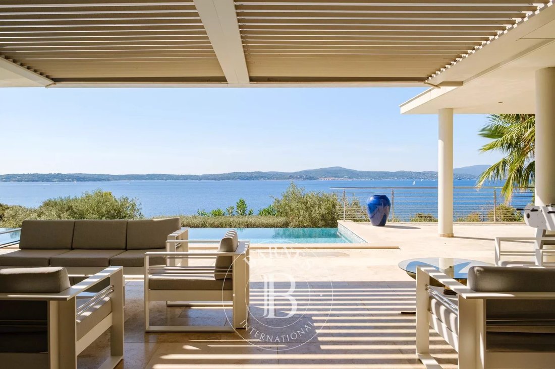 Villa in Nartelle-Noyer-Bellevue-bd des Sardinaux, Sainte-Maxime, France 1 - 18920136