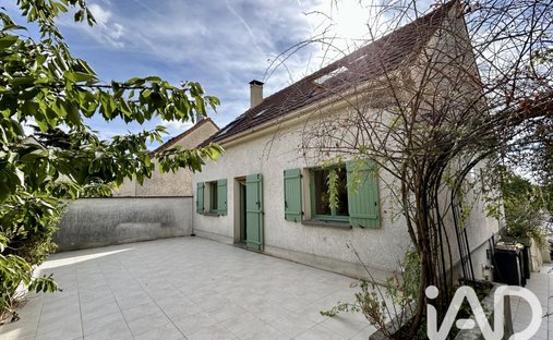 House in Centre Ville-Calais, Argenteuil, France 1