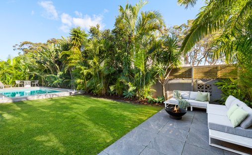House in Wheeler Heights, New South Wales, Australia 1