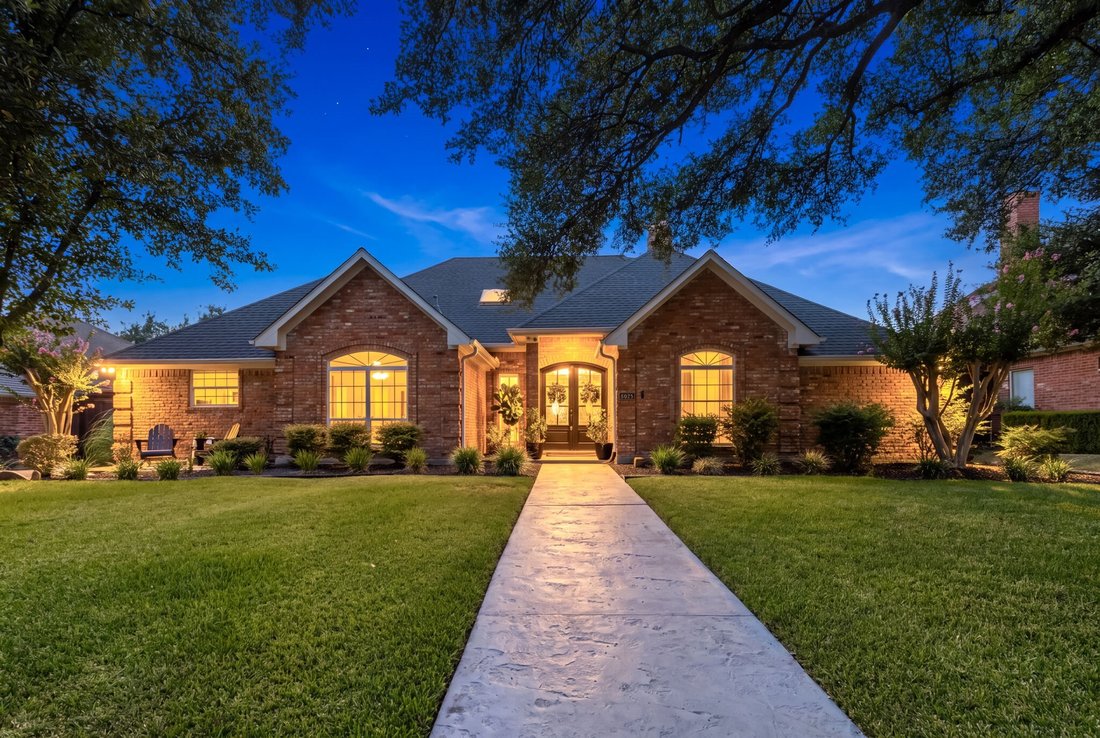 Casa en Plano, Texas, Estados Unidos 2 - 18906238