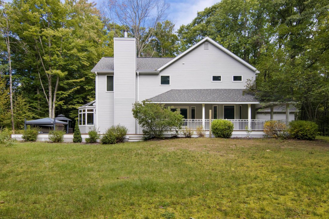 House in Interlochen, Michigan, United States 5 - 18910282