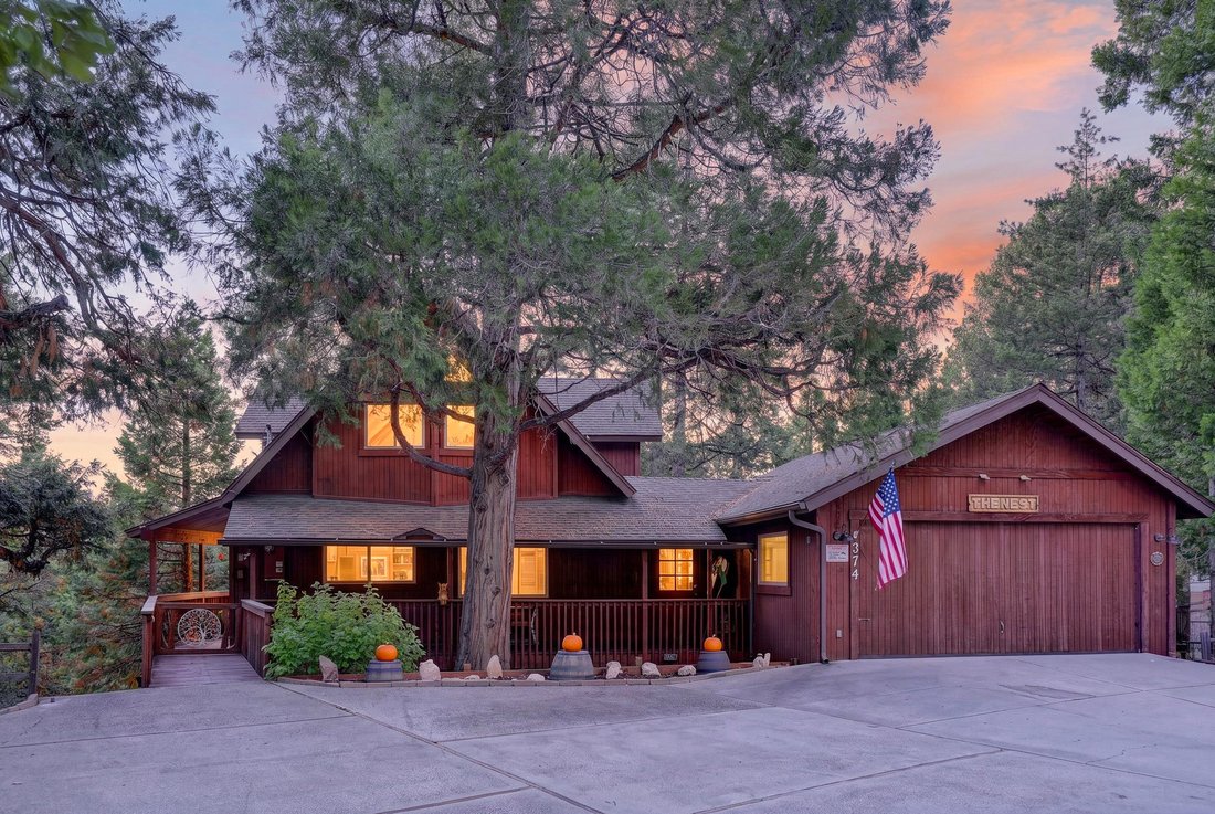 Lake Arrowhead, California, United States 2 - 18921853