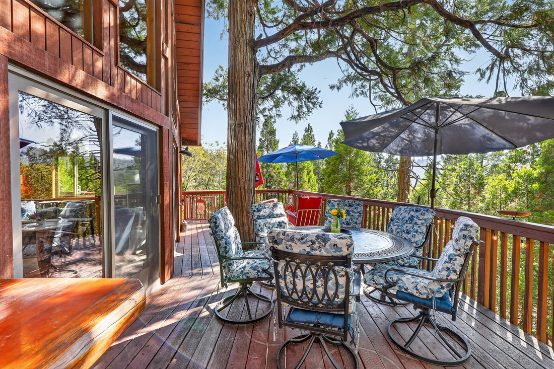 Lake Arrowhead, California, United States 3 - 18921853