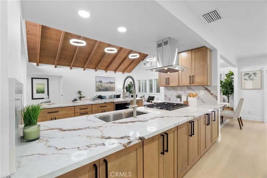 House in Placentia, California, United States 5 - 18913328
