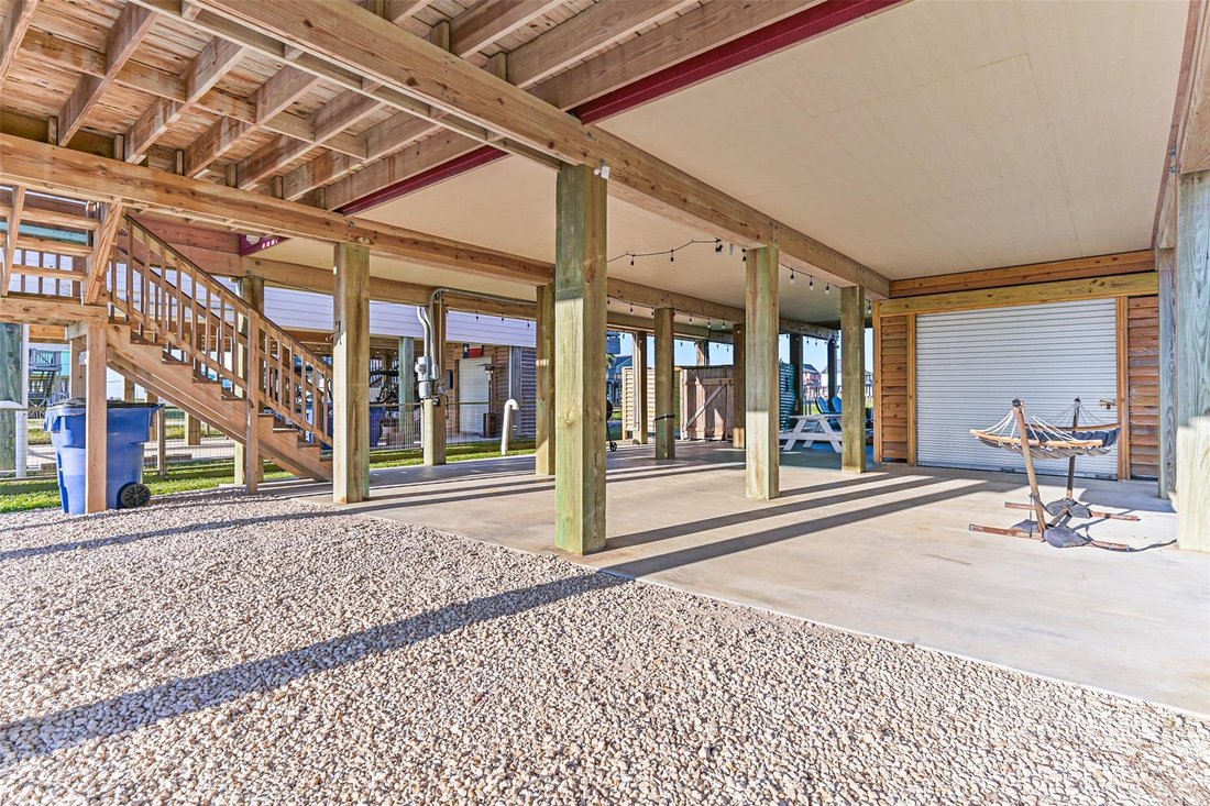 House in Freeport, Texas, United States 5 - 18910747