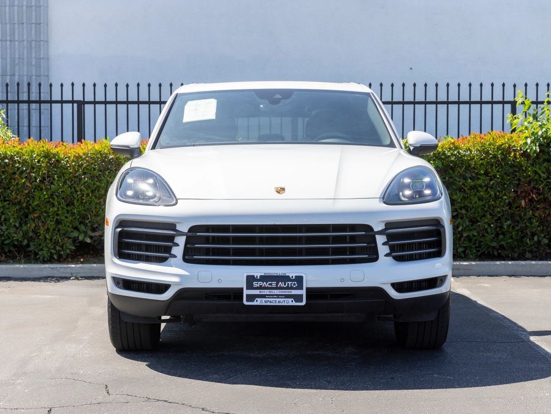 Suv in Azusa, CA, United States 2 - 18853621