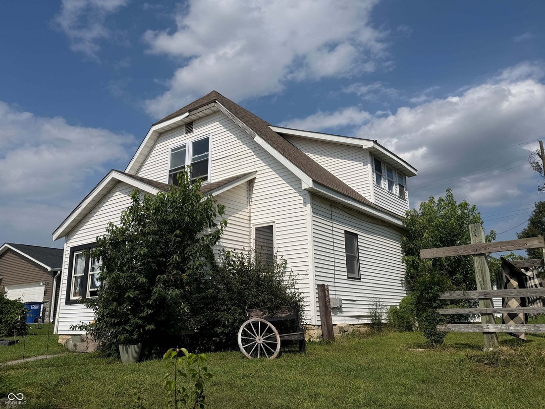House in Bedford, Indiana, United States 4 - 18908788