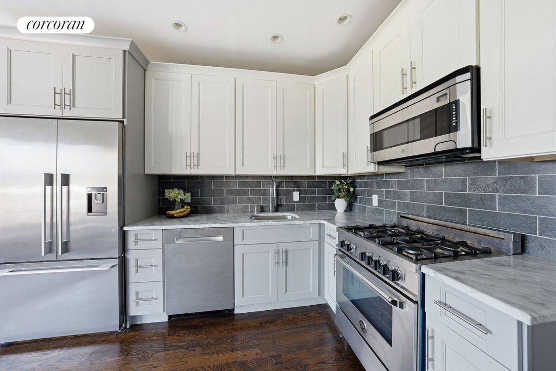 Condo in New York, New York, United States 4 - 18438403