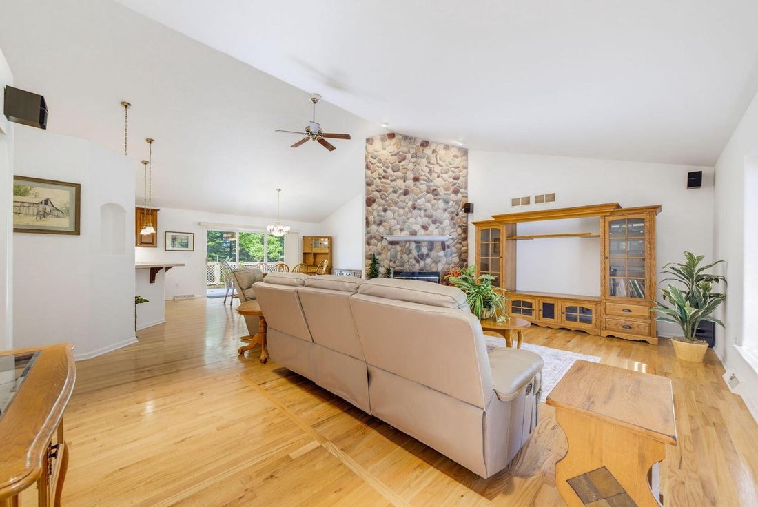 House in Muskego, Wisconsin, United States 4 - 18912898
