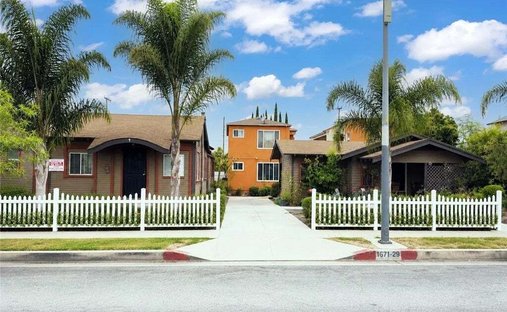 Huntington Park, California, United States 1
