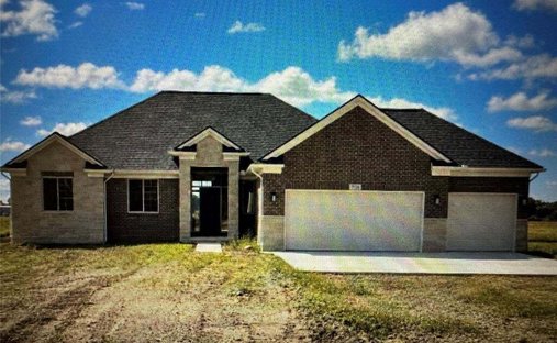 House in Almont, Michigan, United States 1