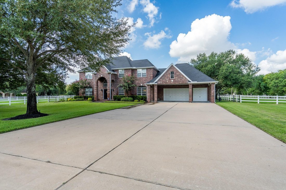 House in Tomball, Texas, United States 2 - 18910448
