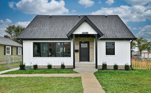 House in Niles, Illinois, United States 1