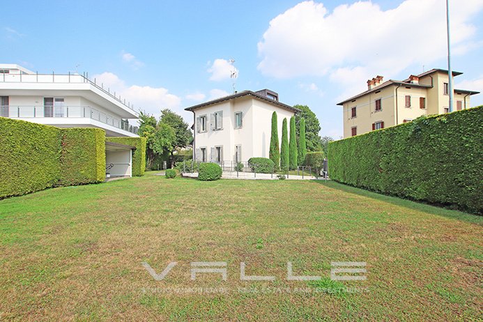 Villa in Longuelo, Bergamo, Italy 4 - 18905369